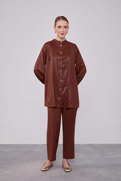 Levidor Bitter Brown Airobin Fabric - Crew Neck Double Set