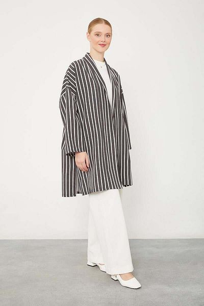 Levidor Patterned Black Striped Kimono Set