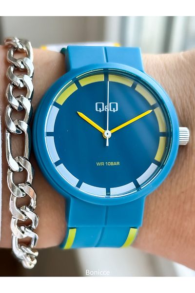 Q&Q Sea Green Silicone Cord 10 Bar Women's Wristwatch Bracelet - for Pool and Sea Use