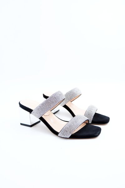 Tenau Women's Genuine Leather Embellished Slippers , Black