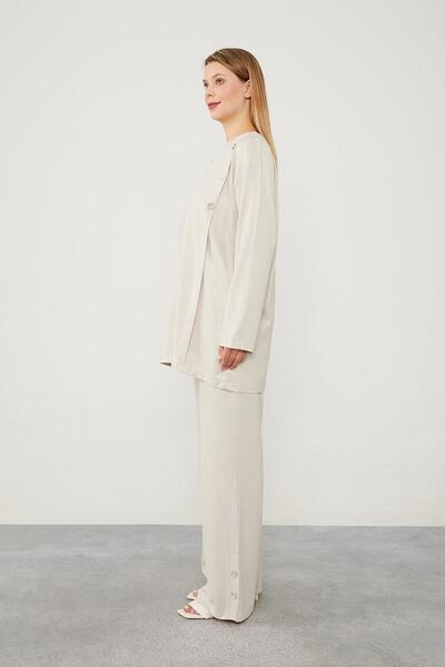 Levidor Taş Düğme Detaylı Bisiklet Yaka İkili Takım