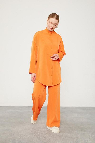 Levidor Judge Collar and Pleated Fabric Orange Double Suit