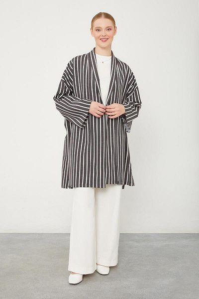 Levidor Patterned Black Striped Kimono Set