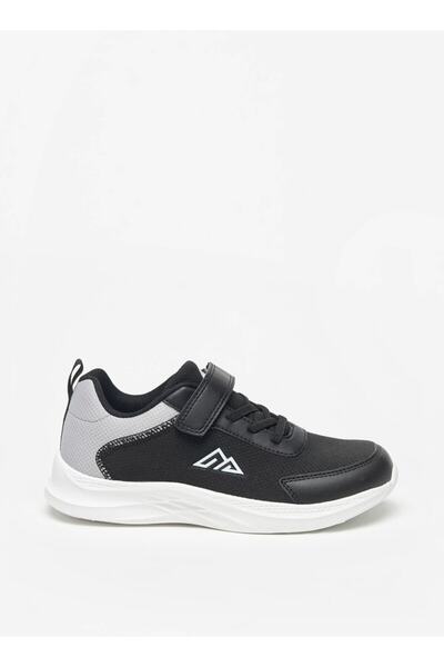 Oaklan by Shoexpress Panelled Sports Shoes with Hook and Loop Closure