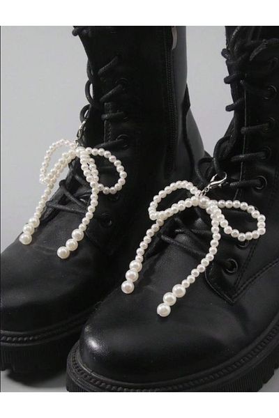 Lesia Bead Detailed Pearl Bow Boots Accessory