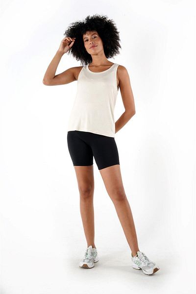 ALEXANDERGARDI B24-00209 نموذج رياضي أساسي برقبة على شكل حرف U