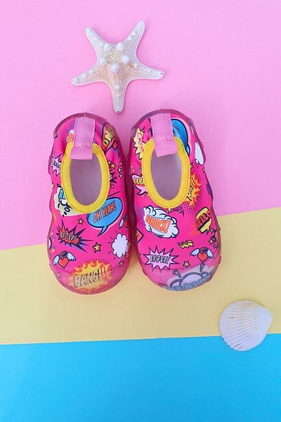 First Step Pantofi de mare cu talpă anti-alunecare pentru fete Comic Bubbles-F-7032