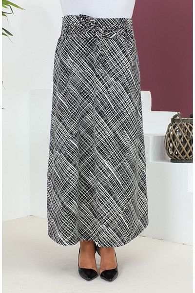 Gelince Fustă evazată cu curea cu model