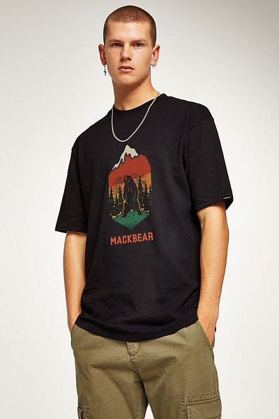 Pasage Μαύρο μπλουζάκι με στάμπα Mackbear Sc Plus Oversize