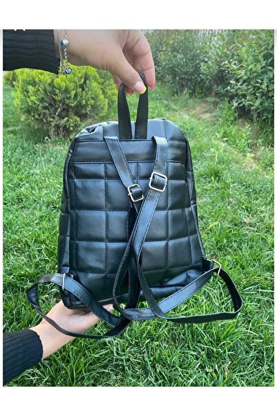 MAC&MOS Dámský černý mini batoh prošívaný sloupek