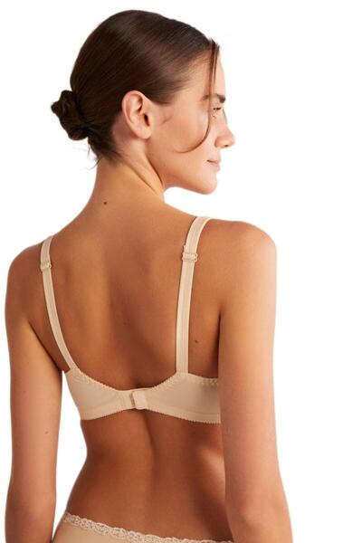 Kom Rosenna Comfortable Strapping Nude Bra