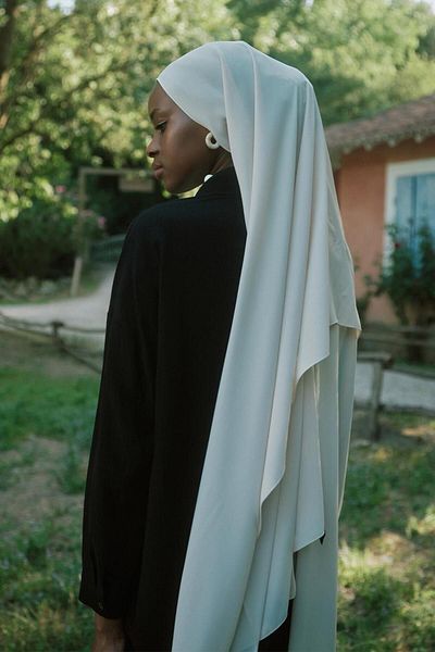Qef Dark Cream Crepe Shawl - Daily Use