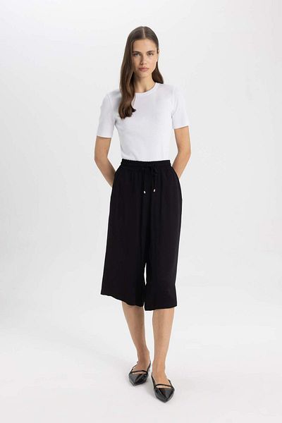 DeFacto Capri-Crop-Fit-Viskose-Capri mit hoher Taille I6798az23sm