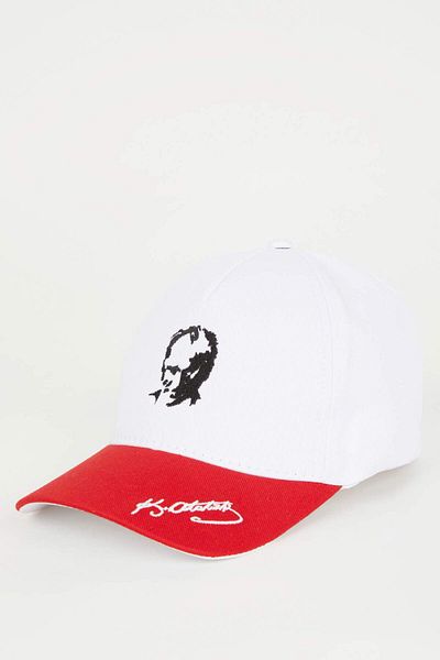DeFacto Chlapecký klobouk s potiskem Ataturk A0399a823sm
