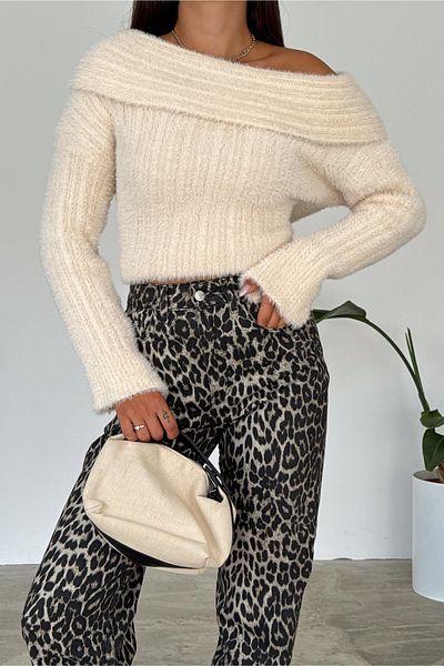 FEMELLE Beigefarbener Damen-Strickpullover – Madonna-Kragen, bärtig, Standardgröße