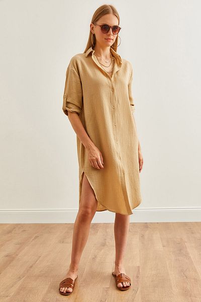 Olalook Kamelfarbenes Musselin-Hemdkleid – ovaler Seitenschlitz ELB- 19002243