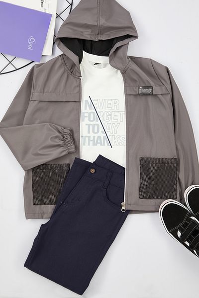 TRENDYOLKIDS Grey Printed T-shirt and Jacket Set for Boys - Pants Included TKDAW25AU00018