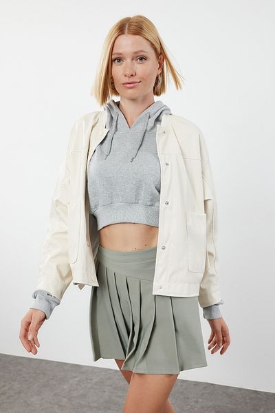 Trendyol Collection Plisowana spódnica z krótkimi spodenkami w jasnym kolorze khaki - TWOAW24SR00014