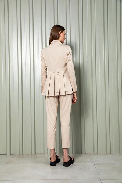 KAMEYA 24S20429 Model Slit Leg Trousers