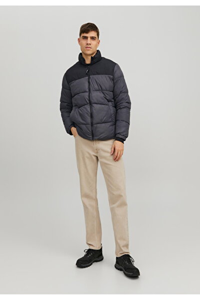 Jack & Jones سترة Gefütterte Pufferjacke مع Hohem Kragen وSeitlichen Eingriff...