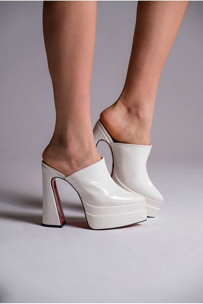 Ayakkabı Ateşi Piele Lacuita Albă Design Dublă Platformă Deget Închis Femei Papuci Pantofi Toc Înalt Sortie