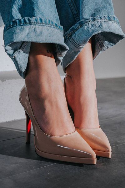 Ayakkabı Ateşi Piele lacuita nuda - Pantofi de dama cu toc subtire cu platforma scurta