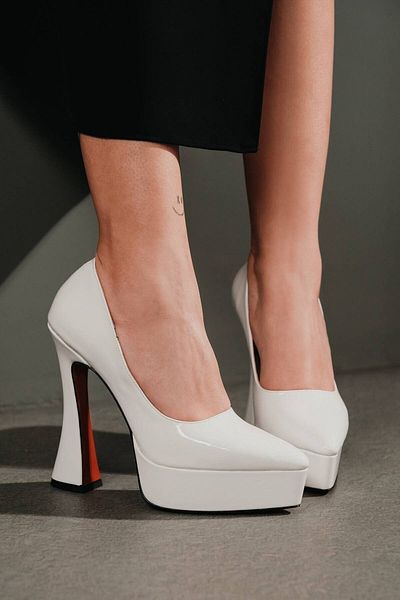 Ayakkabı Ateşi White Patent Leather Special Design Platform Women's Shoes Mila