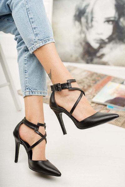 Ayakkabı Ateşi Pantofi cu toc de damă din piele neagră Stiletto
