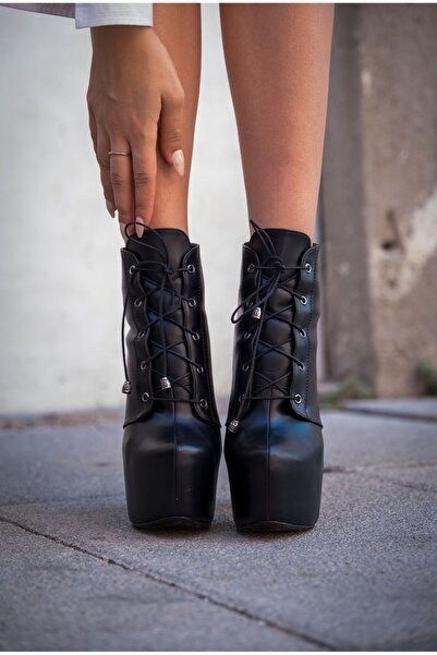 Ayakkabı Ateşi Siyah Cilt Bağcıklı Yüksek Topuklu Kadın Bot Leander