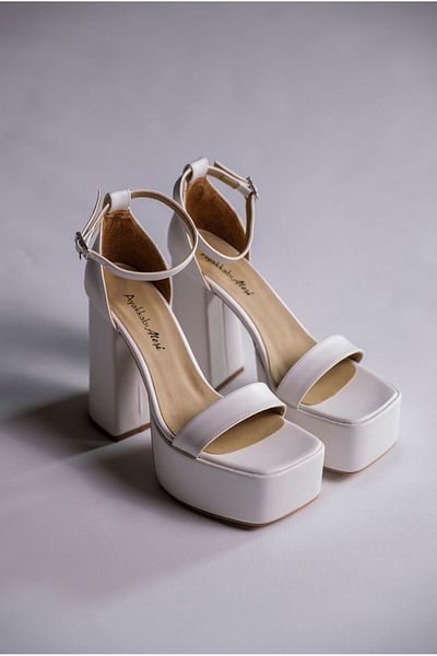 Ayakkabı Ateşi White Skin Design Platform Low Heeled Women's Shoes Yolanda