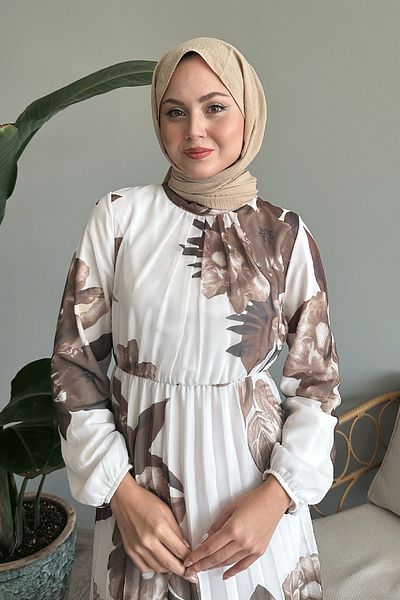 InStyle Rochie albă din șifon cu model de flori colorate