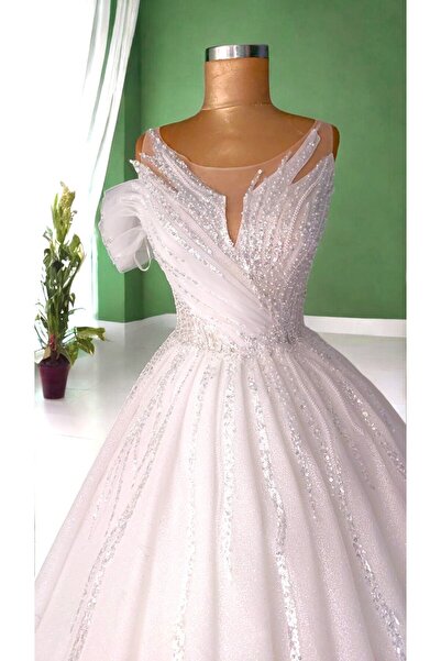 Ömür Gelinlik Sade Model Gelinlik