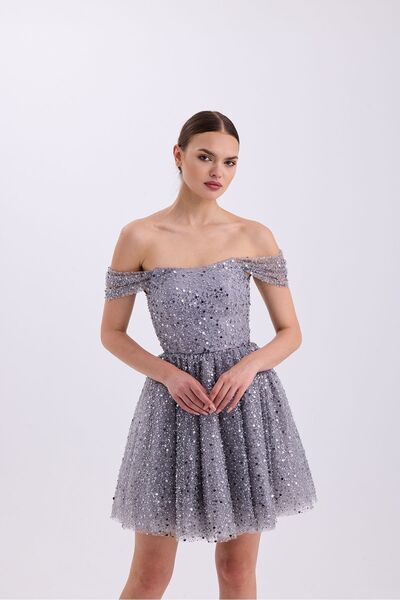 Tangül&Ali'S Moda Evi Boncuk Işlemeli Gri Mini Elbise