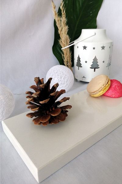 PeraMarble Unbreakable Crystal Quartz Marble Presentation Holder