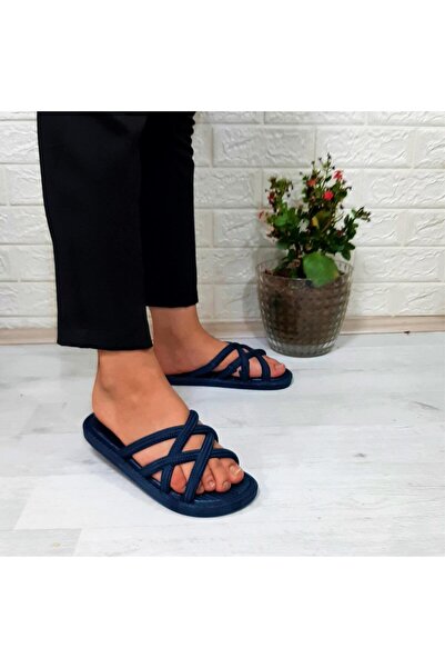 BRN 302 Модель Сині Нековзні Капці - З Акулячою Спінкою, Для Басейну та Пляжу