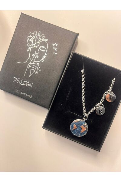 i&s design Dünya Kolye ( 3 Harf ) Çelik Silver