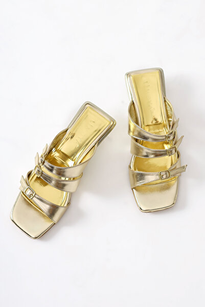 Limoya Προϊόν προσφοράς γυναικείες παντόφλες με κοντό τακούνι Mellanie Gold λουστρίνι με τρεις ρίγες