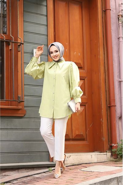 Tesettür Diyarı Oil Green Hijab Clothing - Jewelled Buttoned Poplin Cotton Shirt with Pointed Collar and Balloon Sleeve Detail