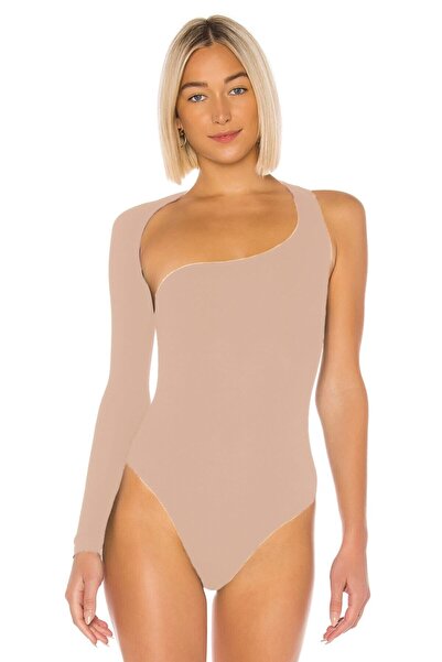 By Kul Design Body de damă din jerseu de mătase cu croială asimetrică bej