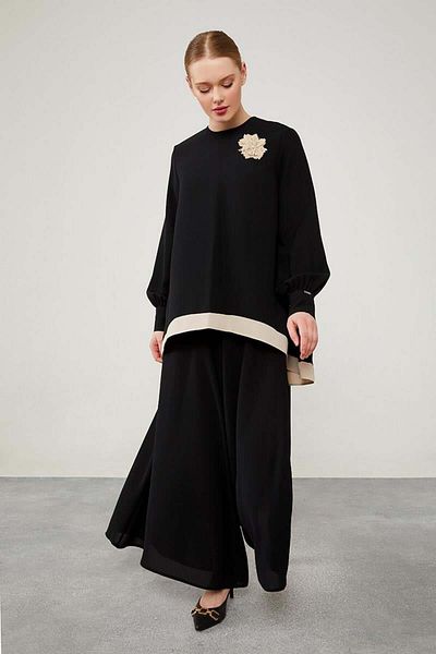 Levidor Asymmetric Cut Black Flower Brooch Pants Set
