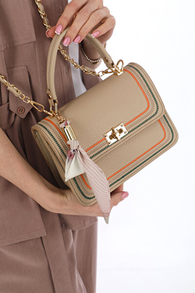 Piedra New Season - Women's Bag with Plenty of Compartments, Gold Colored Chain Strap and Scarf Accessory