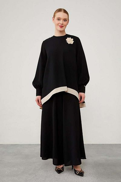 Levidor Asymmetric Cut Black Flower Brooch Pants Set