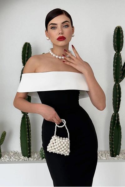 WOMAN VISION Bílý límec bez ramínek - černé midi šaty se zadním zipem 250
