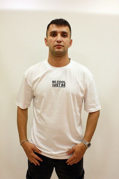 Cazador CAZ 4205 - Tricou cu imprimeu pentru bărbați, relaxat, cu decolteu și spate