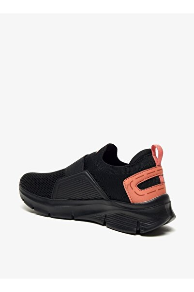 Dash Mesh Detail Slip-On Sports Shoes with Pull Tab