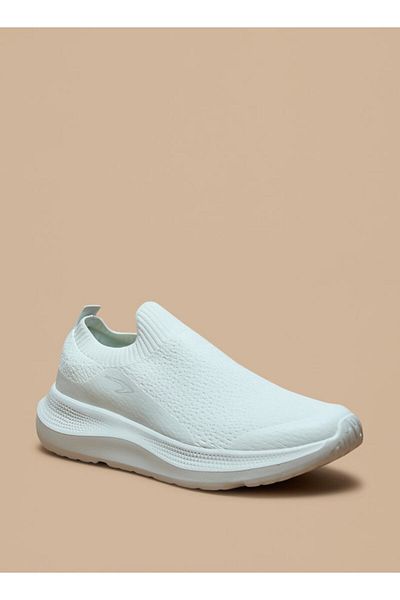 Dash Textured Slip-On Sports Shoes