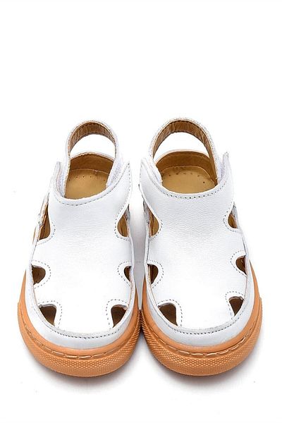 First Step صندل للأطفال بلون كريمي - جلد طبيعي D-466