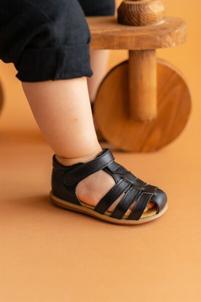 First Step Kız Bebek Siyah Hakiki Deri Sandalet