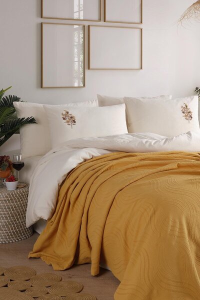 İyi Geceler İstanbul Royal Crest Çift Kişilik Nevresimli Pike Takımı Hardal