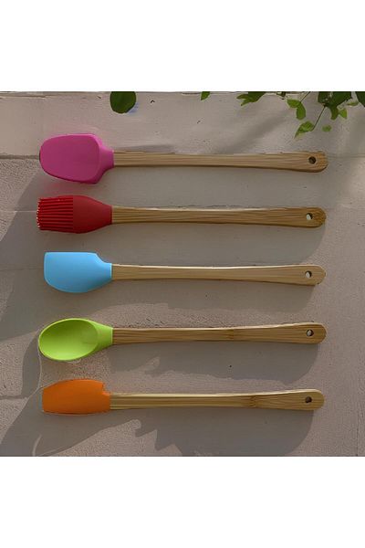 yesilcamsepeti Set of 5 Colorful Bamboo Handle Silicone Spatula Set